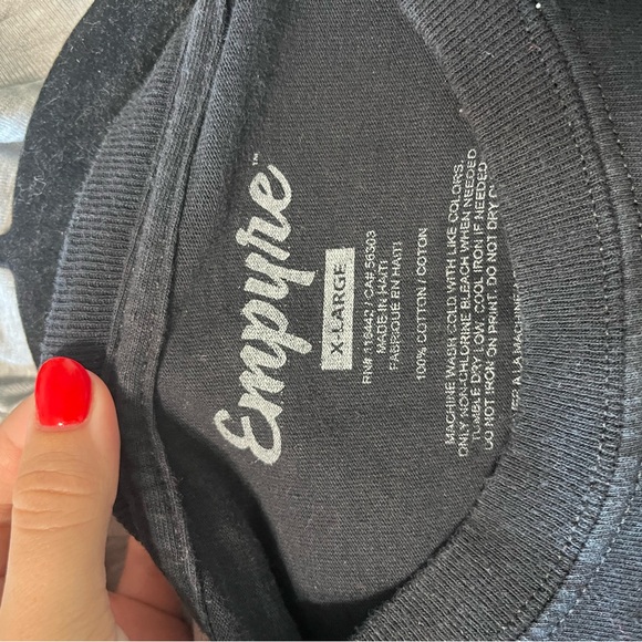 Empyre Black Tee with Red Rose Design - Picture 4 of 4